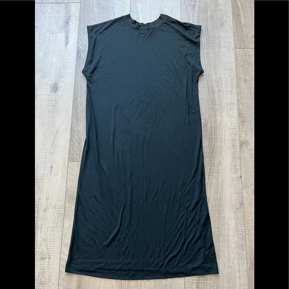 Prologue Sleeveless Dress in Black Size XS